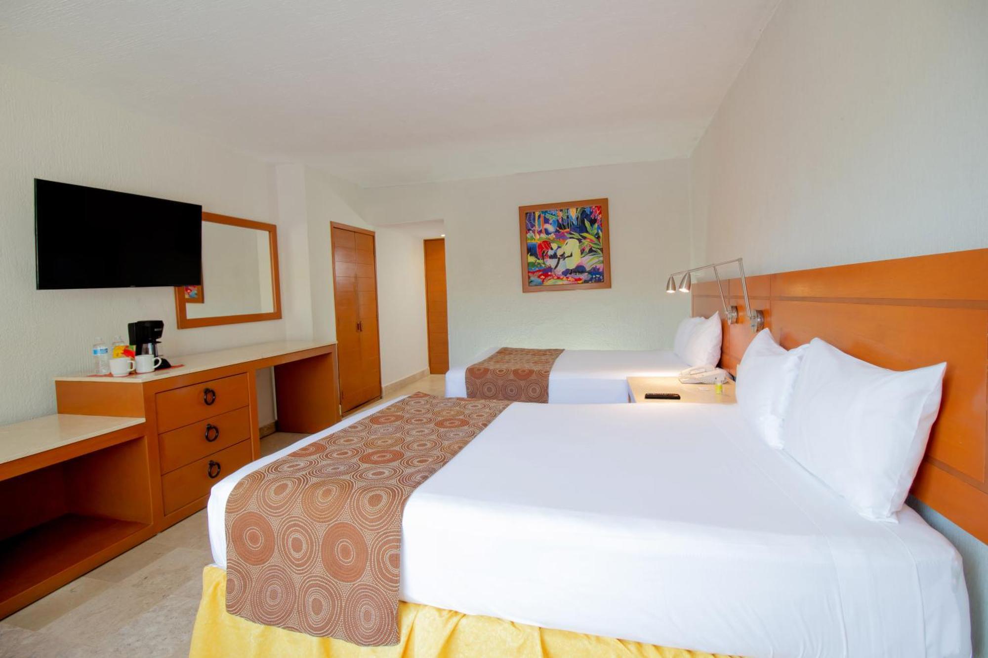 Plaza Pelicanos Club Beach Resort All Inclusive Puerto Vallarta Esterno foto